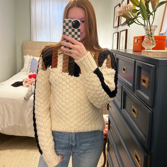 Sea Aspen Chunky Hand-Knit Wool Sweater - Picture 2 of 11